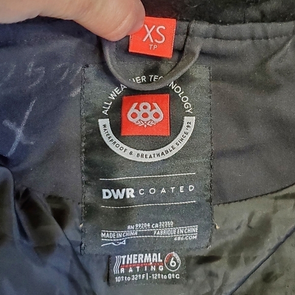 686 Autumn Insulated DWR Coated Hooded Fitted Quilt Jacket Size XS - Picture 14 of 15